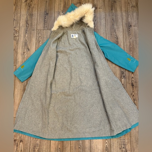 Vintage 1970s Bayview Crafts Wool Parka Coat Fur Hood Made in Canada Inuit - Picture 8 of 16